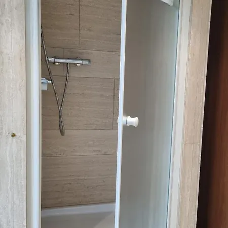 Δωμάτια σε οικογενειακή κατοικία Studio Verde