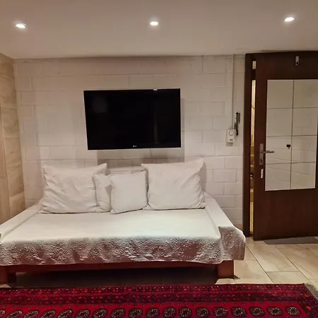 Δωμάτια σε οικογενειακή κατοικία Studio Verde